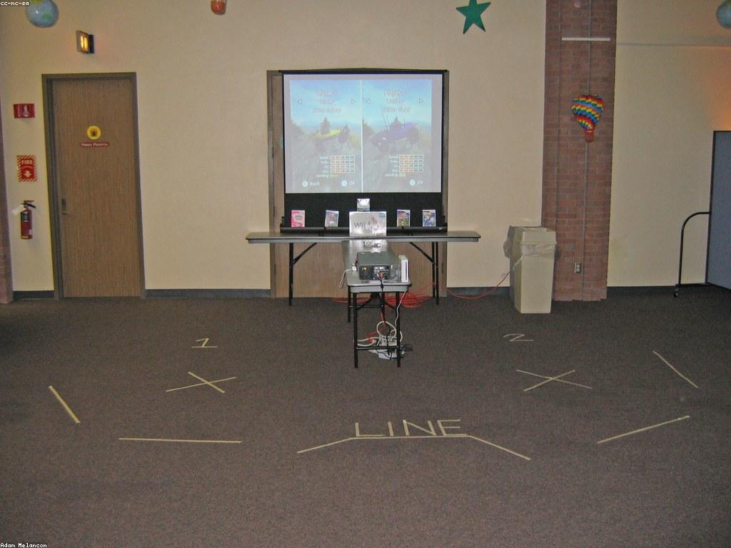 ពណ៌នា ហ្គេម: ការប្រកួតនិងការបង្កើតសមាជិកភាព